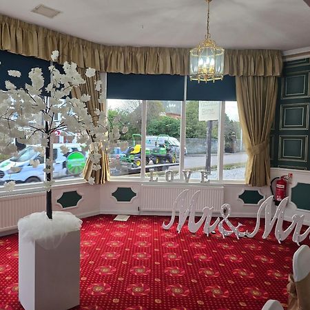 Victoria Hotel Kirkcaldy Buitenkant foto