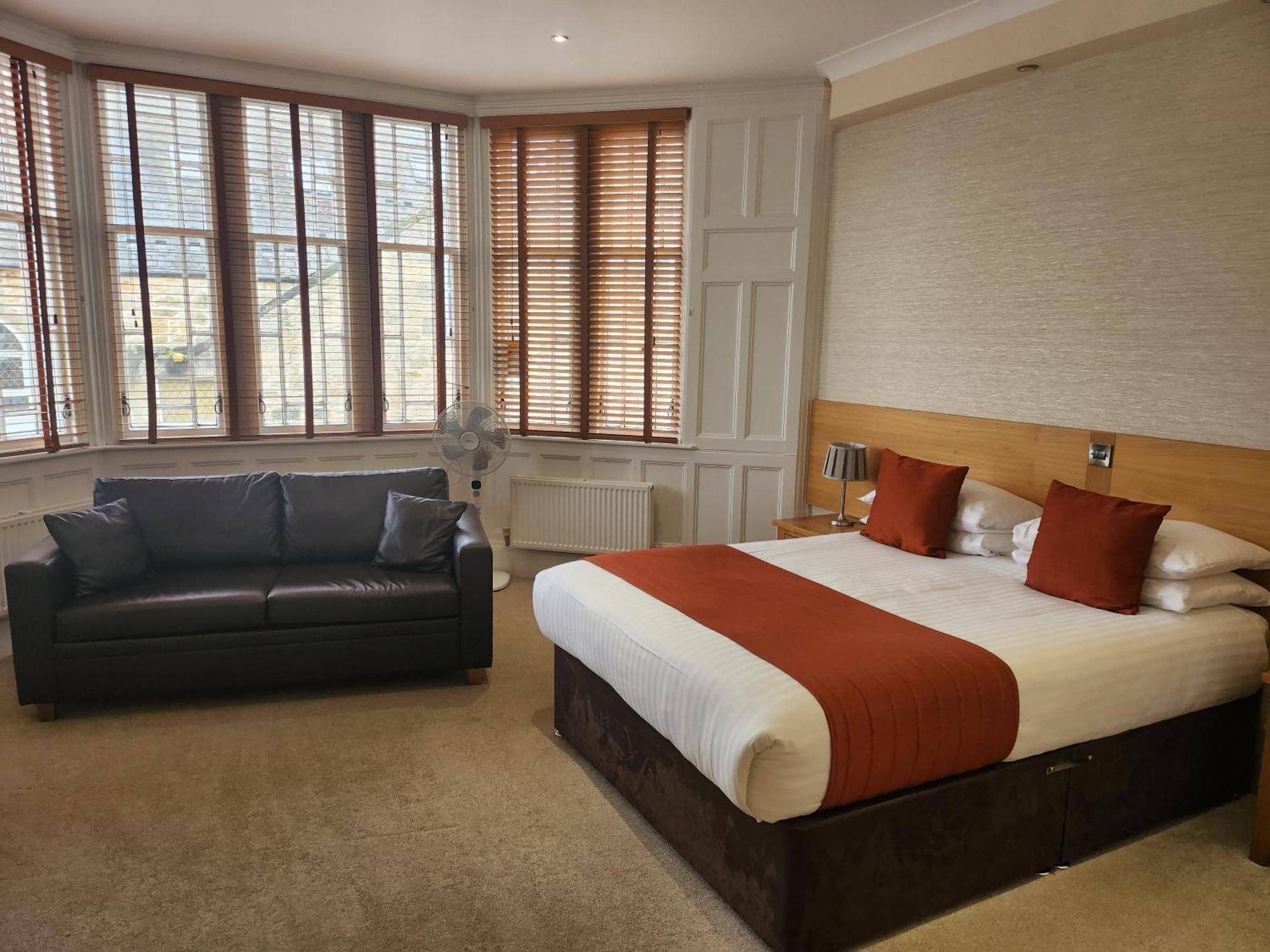 Victoria Hotel Kirkcaldy Buitenkant foto